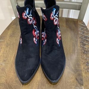 Women Bootie’s carlos by santana